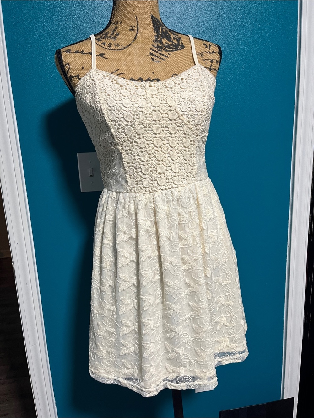 Pinky Cream Crochet Lace Spaghetti Strap Mini Dress